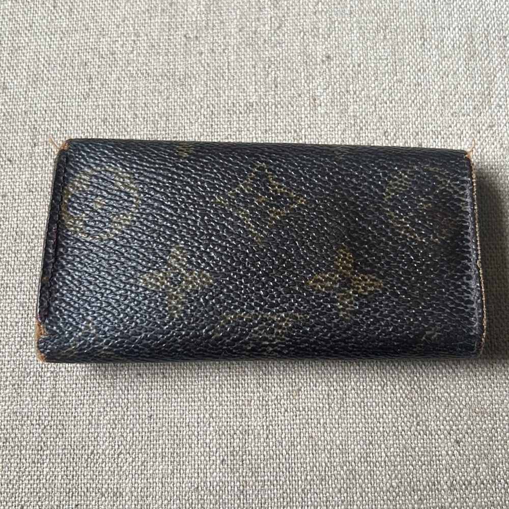 Louis Vuitton Monogram 4 Key Case Wallet - Picture 4 of 13